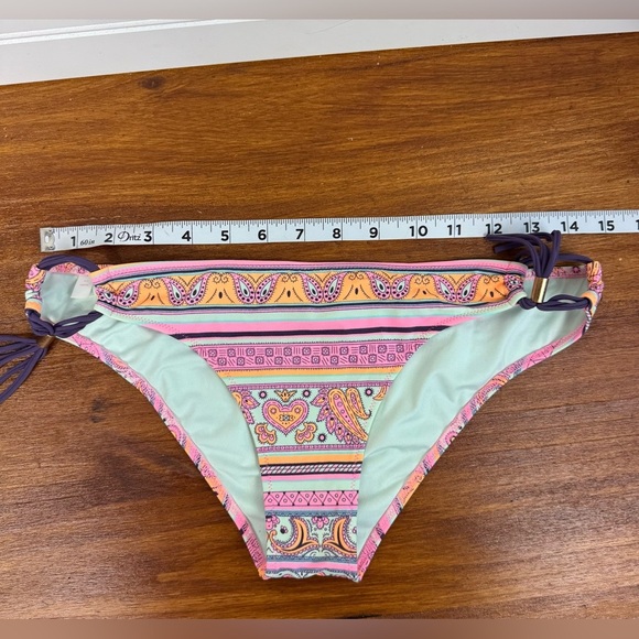 Victoria’s Secret tankini bikini paisley pink, purple, mint swimsuit set. Size M - Picture 3 of 16